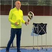 Instructor de pádel titulado FGP imparte clases a niños,adultos nivel iniciación y nivel medio